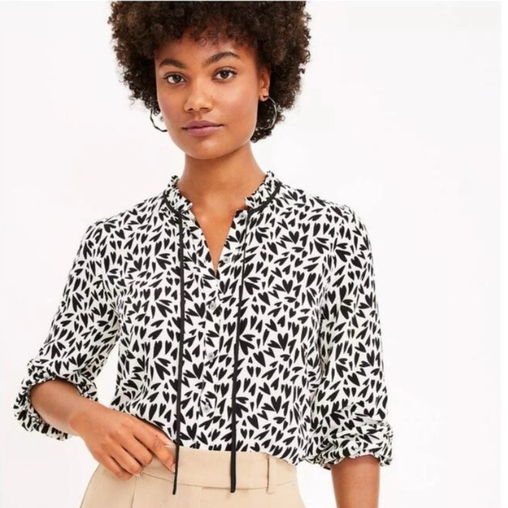 LOFT Heart Print Ruffle Tie Neck Blouse Top Size Medium Black White